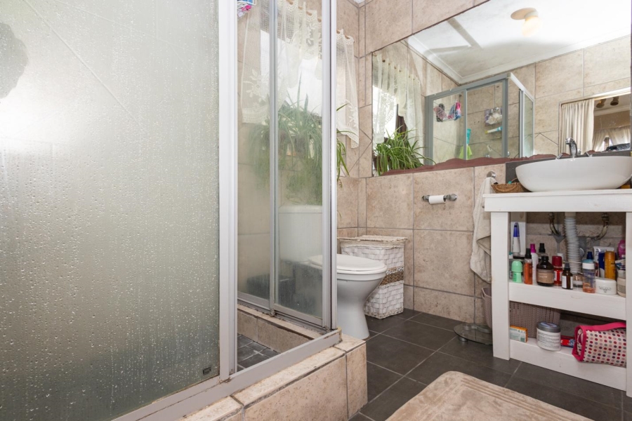 3 Bedroom Property for Sale in Zoo Park Western Cape